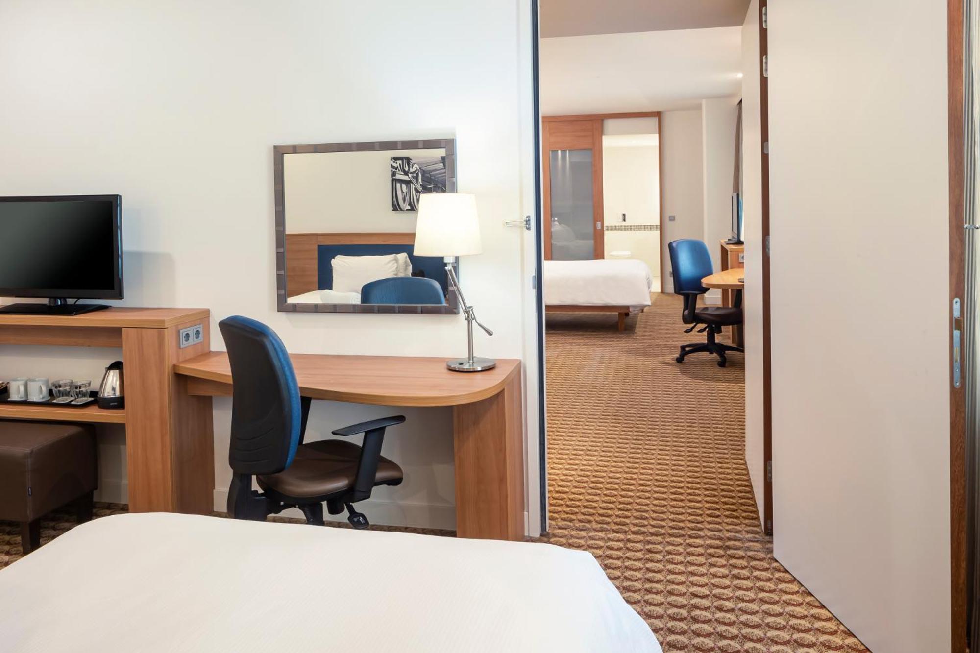 แฮมป์ตัน โฮเทล บาย ฮิลตัน อัมสเตอร์ดัม อารีน่า Hotel ภายนอก รูปภาพ